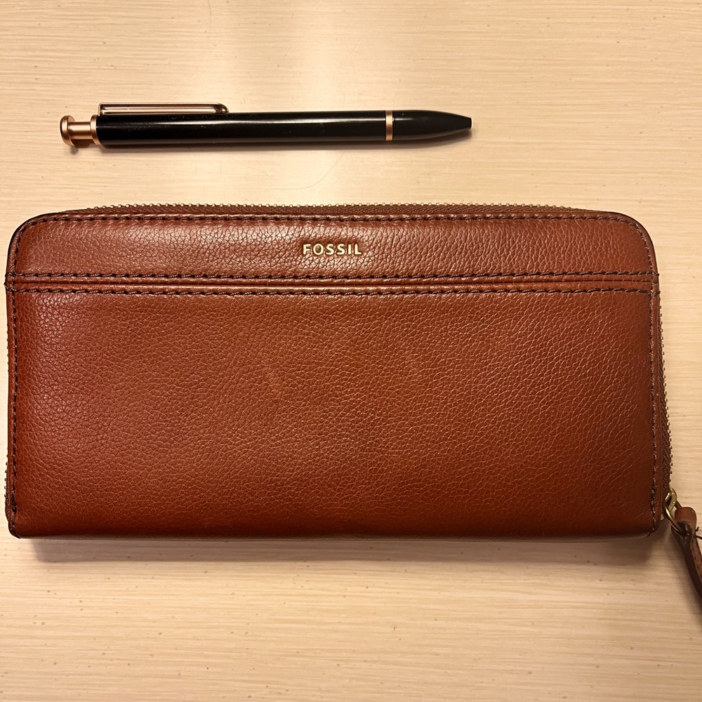 Fossil Zip Wallet.